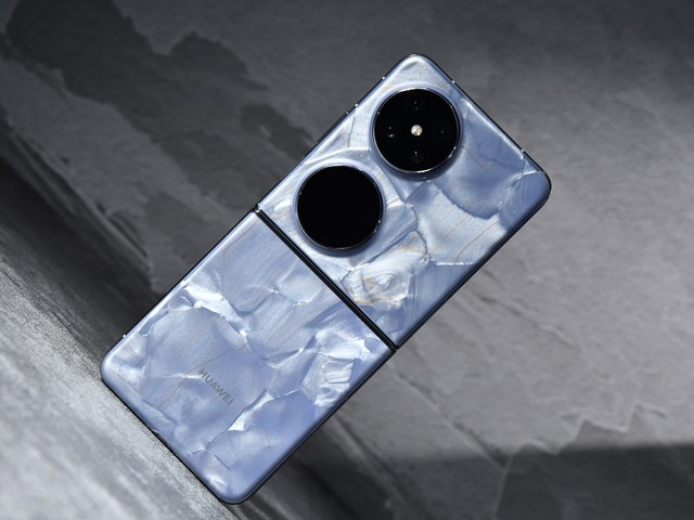 Huawei Pocket 2: Điện thoại gập thiết kế đẹp, 4 camera đầu tiên nhưng không phải đối thủ của Samsung- Ảnh 2.