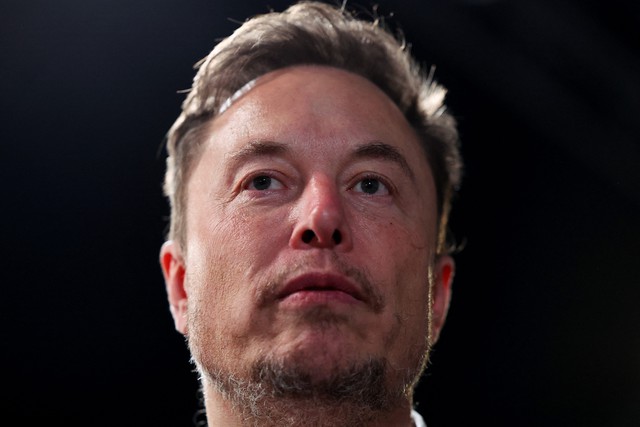 Elon Musk mất "lì xì": 55 tỷ USD cổ phiếu thưởng của Tesla vừa bị tòa án tước bỏ- Ảnh 2.