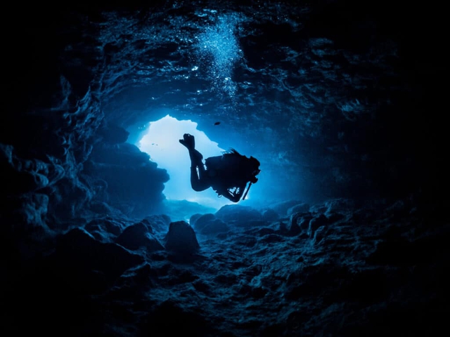 Tại sao giếng Jacob là một trong những địa điểm lặn hấp dẫn và nguy hiểm nhất nhất thế giới?- Ảnh 3.