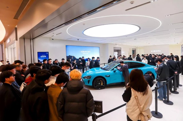76 giây sản xuất ra một chiếc SU7, 27 phút mở bán đạt doanh số 50.000 xe - Đây là sự đáng sợ của một Xiaomi vừa "chân ướt chân ráo" gia nhập thị trường ô tô điện- Ảnh 1.