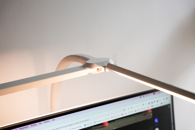 HyperWork ra mắt đèn LED kẹp bàn Luna: Thiết kế tối giản, đa năng, giá 990.000 đồng- Ảnh 2.