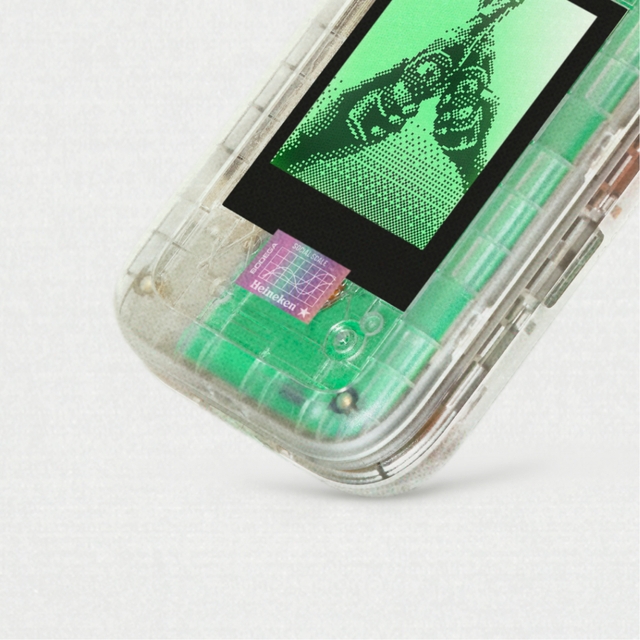 Đây là The Boring Phone: Chiếc điện thoại buồn tẻ nhất thế giới của Heineken mà bạn sẽ không thể mua được- Ảnh 8.