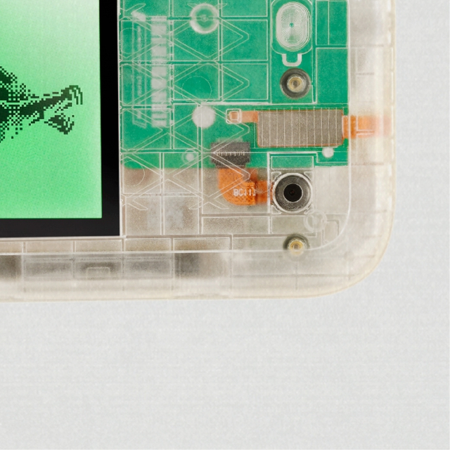 Đây là The Boring Phone: Chiếc điện thoại buồn tẻ nhất thế giới của Heineken mà bạn sẽ không thể mua được- Ảnh 3.