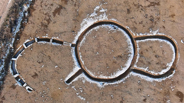 Di tích cổ "chưa từng thấy trước đây" được phát hiện ở Pháp làm dấy lên bí ẩn- Ảnh 2.