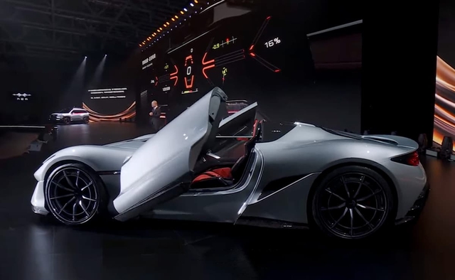 Hãng xe điện khổng lồ BYD dường như đang cố gắng sản xuất một mẫu siêu xe điện 'đến từ tương lai'- Ảnh 2.