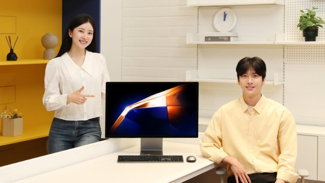 Samsung ra mắt PC All-in-One Pro giống iMac: Chip Intel Core Ultra, màn hình 27 inch 4K- Ảnh 1.