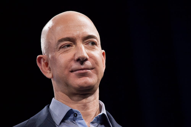 Jeff Bezos lo lắng: Amazon đang bị bỏ lại trong cuộc đua AI?- Ảnh 1.