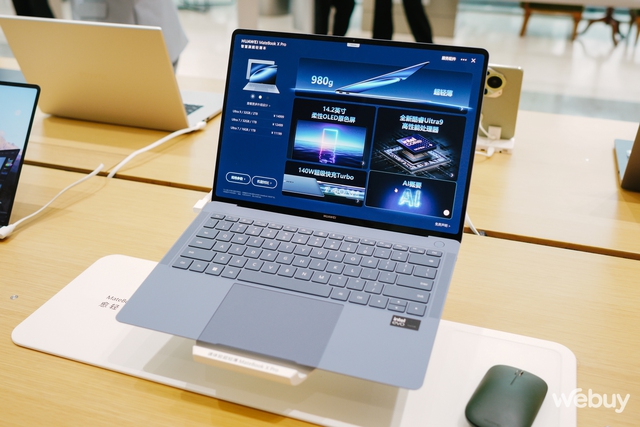 Trên tay bộ đôi Huawei MateBook X Pro và FreeBuds Lipstick 2: Thiết bị công nghệ dành cho người yêu cái đẹp- Ảnh 2.