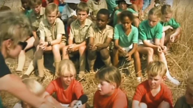 Bí ẩn UFO năm 1994: Hơn 60 đứa trẻ Zimbabwe khẳng định nhìn thấy người ngoài hành tinh- Ảnh 1.