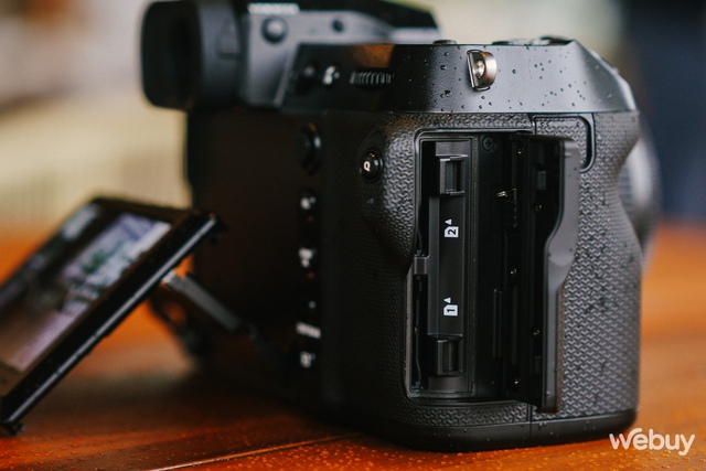 Đây là máy ảnh Fujifilm GFX100S II: Cảm biến 'to đùng' 102MP nằm trong thiết kế quen thuộc- Ảnh 9.