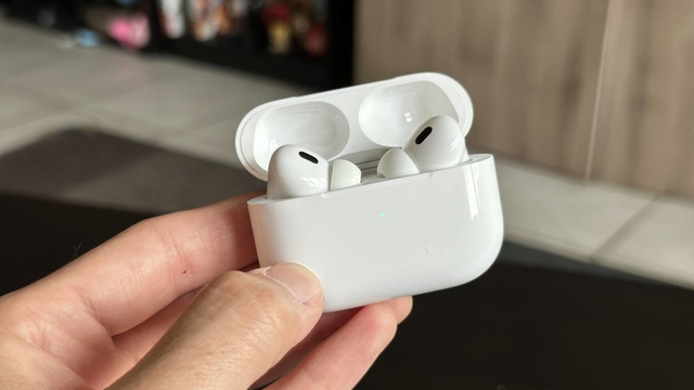 AirPods Pro có nâng cấp mới: Gật và lắc đầu để điều khiển Siri, cuộc gọi tới- Ảnh 3.