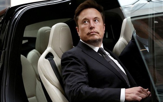 Điểm yếu nguy hiểm của Tesla: Hội đồng quản trị khăng khăng không thể thiếu Elon Musk dù CEO bị phân tán ở 6 công ty khác nhau- Ảnh 1.