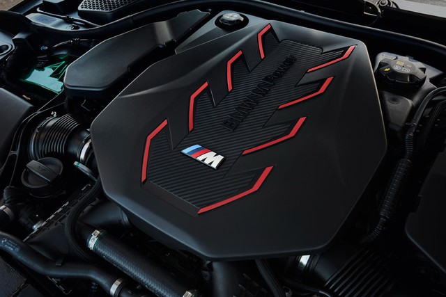 Cận cảnh BMW M5 Hybrid chuẩn bị ra mắt: Biểu của tượng hiệu suất cao hòa quyện cùng công nghệ xanh!- Ảnh 5.