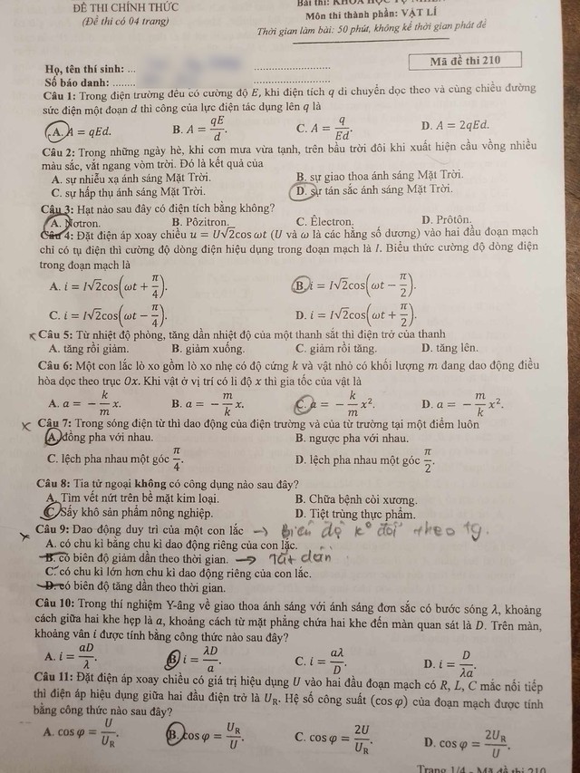 ĐÃ CÓ gợi ý đáp án đề thi VẬT LÝ tốt nghiệp THPT 2024, cập nhật ngay TẠI ĐÂY - Ảnh 2.