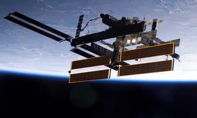 NASA và SpaceX ký thỏa thuận đưa Trạm vũ trụ quốc tế về "nơi an nghỉ cuối cùng"- Ảnh 1.