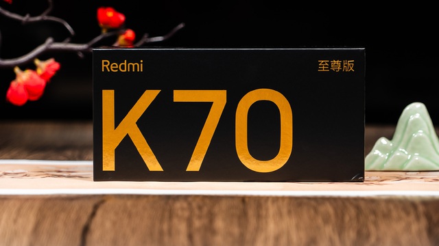 Ảnh thực tế Xiaomi Redmi K70 Ultra: Chip Dimensity 9300+ mạnh hơn cả Snapdragon 8 Gen 3, giá chỉ 9 triệu đồng- Ảnh 1.