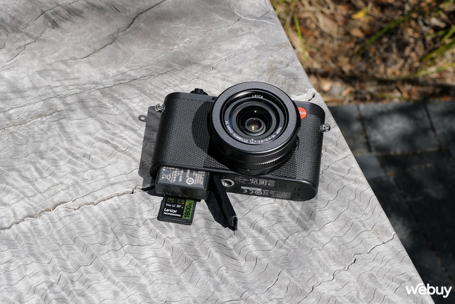 Trên tay Leica D-Lux 8: Máy ảnh compact cao cấp, nhìn giống Leica Q và giá bán tới gần 50 triệu Đồng- Ảnh 8.