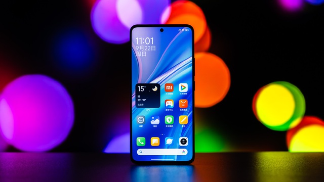 Trên tay điện thoại siêu chống nước, siêu bền bỉ của Xiaomi, hiệu năng mạnh mà pin lại còn khủng, giá chỉ hơn 6 triệu đồng- Ảnh 7.