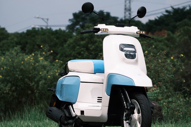 Hartford MEWGO 125: Chiếc xe tay ga pha cổ điển, nhỏ gọn nhưng đầy cá tính- Ảnh 1.