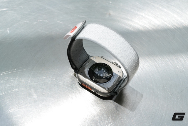 Mở hộp Apple Watch Ultra 3 Titan Tự Nhiên: Vẫn là “ngọn hải đăng” của smartwatch, nay còn bền bỉ và mạnh mẽ hơn- Ảnh 32. Mở hộp Apple Watch Ultra 3 Titan Tự Nhiên: Vẫn là “ngọn hải đăng” của smartwatch, nay còn bền bỉ và mạnh mẽ hơn- Ảnh 32.