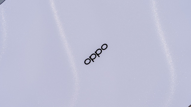 Trên tay máy tính bảng mới của OPPO: Màn hình 12,1 inch, có cả lớp phủ chống chói xịn như iPad Pro, chip Dimensity 9400+ cực mạnh, giá chỉ hơn 9 triệu- Ảnh 4. Trên tay máy tính bảng mới của OPPO: Màn hình 12,1 inch, có cả lớp phủ chống chói xịn như iPad Pro, chip Dimensity 9400+ cực mạnh, giá chỉ hơn 9 triệu- Ảnh 4.