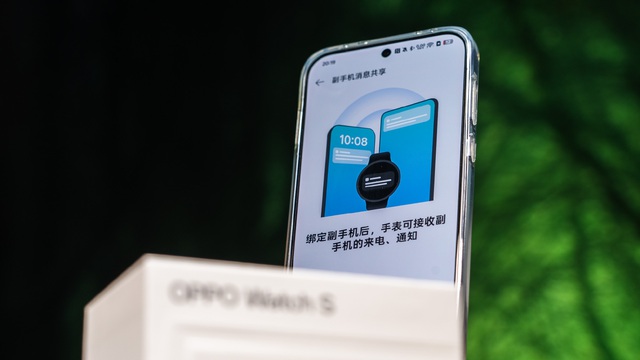 Trải nghiệm smartwatch mới của OPPO: Thiết kế siêu mỏng, tích hợp AI, pin 10 ngày, giá chỉ hơn 5 triệu- Ảnh 11. Trải nghiệm smartwatch mới của OPPO: Thiết kế siêu mỏng, tích hợp AI, pin 10 ngày, giá chỉ hơn 5 triệu- Ảnh 11.