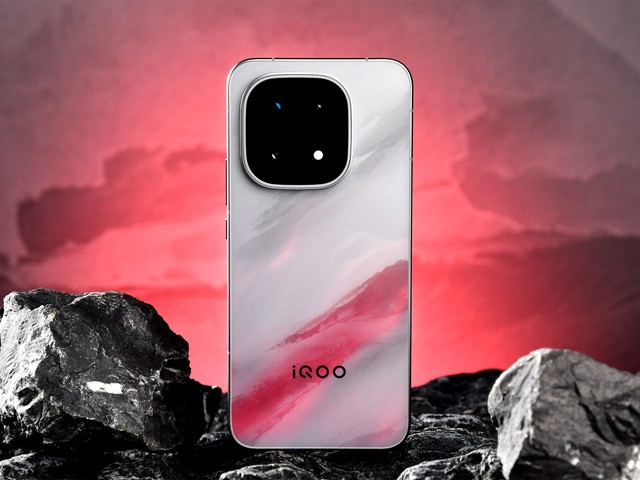 vivo vừa ra mắt điện thoại "xịn" hơn cả X300 nhưng giá lại rẻ hơn: Snapdragon 8 Elite Gen 5, mặt lưng đổi màu cực độc, pin 7.000mAh- Ảnh 1. vivo vừa ra mắt điện thoại "xịn" hơn cả X300 nhưng giá lại rẻ hơn: Snapdragon 8 Elite Gen 5, mặt lưng đổi màu cực độc, pin 7.000mAh- Ảnh 1.