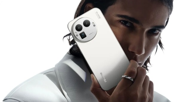 realme ra mắt flagship "thay được" camera: Snapdragon 8 Elite Gen 5, chụp đẹp như máy ảnh, pin 7.000mAh mà giá chỉ hơn 14 triệu đồng- Ảnh 1. realme ra mắt flagship "thay được" camera: Snapdragon 8 Elite Gen 5, chụp đẹp như máy ảnh, pin 7.000mAh mà giá chỉ hơn 14 triệu đồng- Ảnh 1.