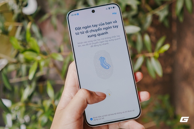 Trên tay iQOO 15: Điện thoại mới của vivo với chip Snapdragon 8 Elite Gen 5, pin 7.000mAh, có tính năng của flagship 30 triệu nhưng giá chỉ bằng một nửa- Ảnh 17. Trên tay iQOO 15: Điện thoại mới của vivo với chip Snapdragon 8 Elite Gen 5, pin 7.000mAh, có tính năng của flagship 30 triệu nhưng giá chỉ bằng một nửa- Ảnh 17.