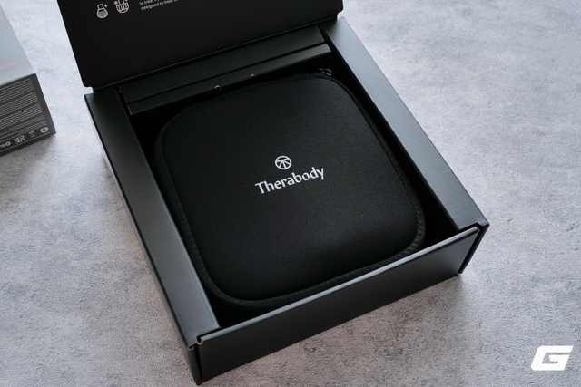 Dùng thử Theragun Mini Plus: Thiết bị massage nhỏ gọn nhưng đầy đủ tính năng, làm nóng cơ bắp, phù hợp cả dân thể thao lẫn văn phòng- Ảnh 3. Dùng thử Theragun Mini Plus: Thiết bị massage nhỏ gọn nhưng đầy đủ tính năng, làm nóng cơ bắp, phù hợp cả dân thể thao lẫn văn phòng- Ảnh 3.