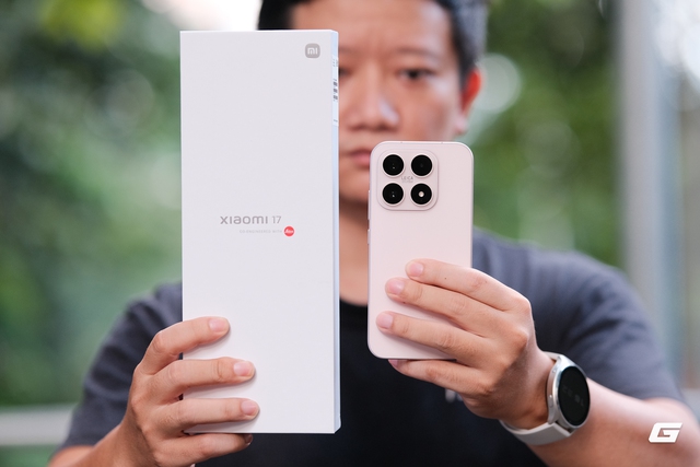 Điện thoại Xiaomi flagship pin 7.000mAh đáng mua nhất- Ảnh 1. Điện thoại Xiaomi flagship pin 7.000mAh đáng mua nhất- Ảnh 1.
