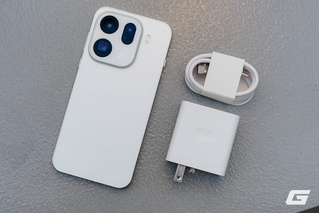 Trên tay OPPO Find X9 Pro: Camera chuẩn Hasselblad 200MP zoom siêu xa, pin 7500mAh, sạc 80W, giá 32.99 triệu- Ảnh 28. Trên tay OPPO Find X9 Pro: Camera chuẩn Hasselblad 200MP zoom siêu xa, pin 7500mAh, sạc 80W, giá 32.99 triệu- Ảnh 28.