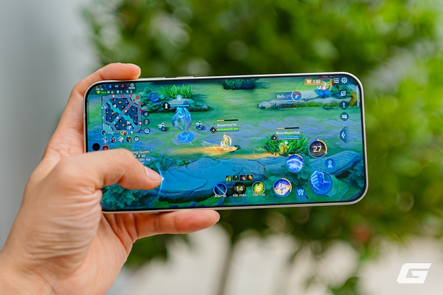 Trên tay OPPO Find X9 Pro: Camera chuẩn Hasselblad 200MP zoom siêu xa, pin 7500mAh, sạc 80W, giá 32.99 triệu- Ảnh 22. Trên tay OPPO Find X9 Pro: Camera chuẩn Hasselblad 200MP zoom siêu xa, pin 7500mAh, sạc 80W, giá 32.99 triệu- Ảnh 22.