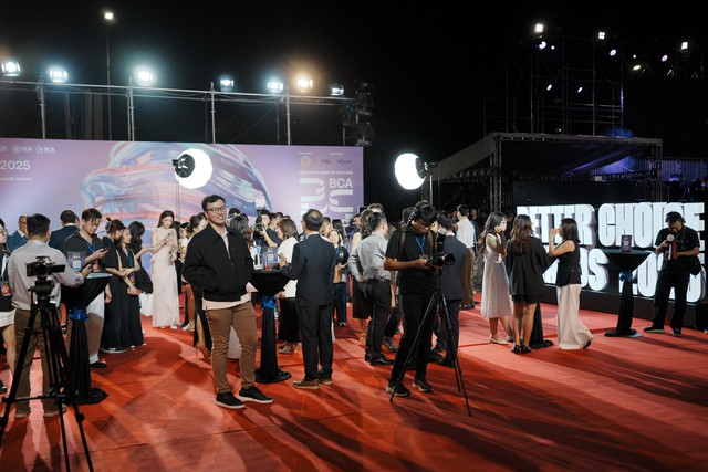 Ngay lúc này, các KOL, “ông lớn” trong làng công nghệ cùng nhau toả sáng tại thảm đỏ Better Choice Awards 2025- Ảnh 3.