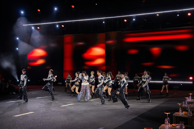 Những khoảnh khắc ấn tượng tại lễ trao giải Better Choice Awards 2025: Bữa tiệc thị giác đầy màu sắc của nghệ thuật và công nghệ- Ảnh 5.