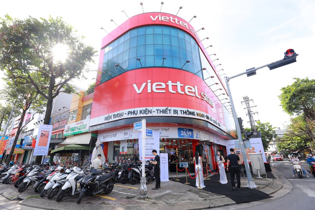 Viettel Store đồng hành cùng Viettel Telecom tại Đại nhạc hội Y-Fest 2025- Ảnh 1. Viettel Store đồng hành cùng Viettel Telecom tại Đại nhạc hội Y-Fest 2025- Ảnh 1.