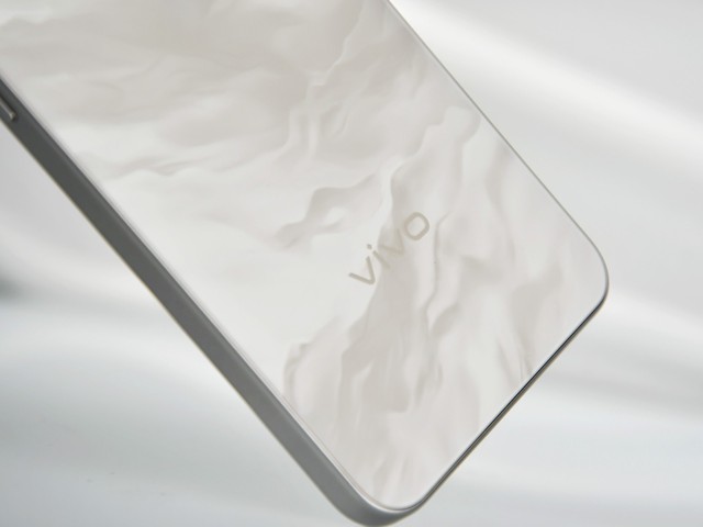 vivo chuẩn bị ra mắt điện thoại giá rẻ thiết kế như X300, camera 200 "chấm", pin 7.000mAh, chống nước IP69 - Ảnh 7.