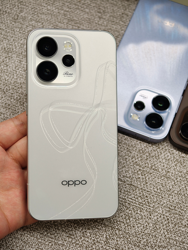 Điện thoại mới của Sơn Tùng M-TP lộ diện: Thiết kế mới, pin 6.200 mAh, camera 200 "chấm" - Ảnh 6.