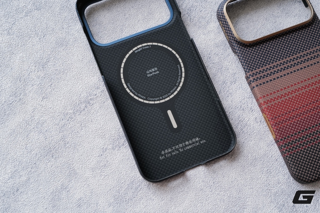 Từ "mỏng dính" đến "áo giáp tận răng” -  trên tay bộ ốp PITAKA đáp ứng mọi nhu cầu bảo vệ iPhone 17 Pro và Pro Max - Ảnh 2.