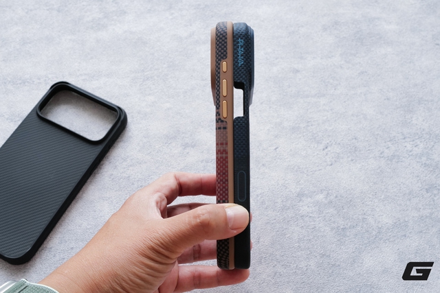 Từ "mỏng dính" đến "áo giáp tận răng” -  trên tay bộ ốp PITAKA đáp ứng mọi nhu cầu bảo vệ iPhone 17 Pro và Pro Max - Ảnh 21.