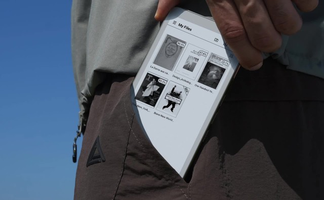 Không phải Boox Palma 2 Pro, đây là AiPaper Reader: Máy đọc sách nhỏ gọn tích hợp AI trong túi áo - Ảnh 1.