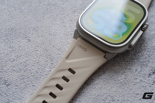 Dùng thử bộ dây đeo Apple Watch từ nhà UNIQ và Skinarma: Ba phong cách, ba trải nghiệm khác nhau - Ảnh 9.