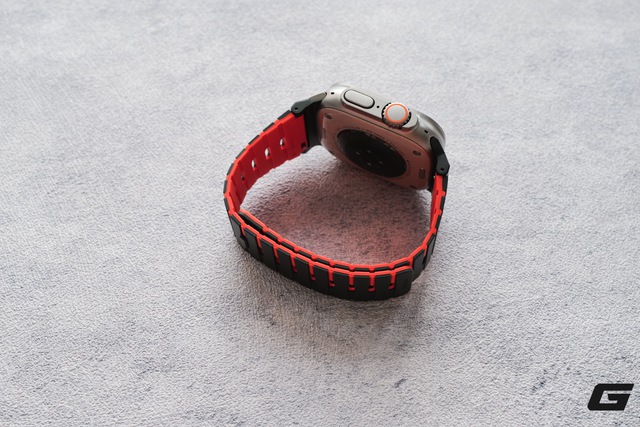 Dùng thử bộ dây đeo Apple Watch từ nhà UNIQ và Skinarma: Ba phong cách, ba trải nghiệm khác nhau - Ảnh 21.