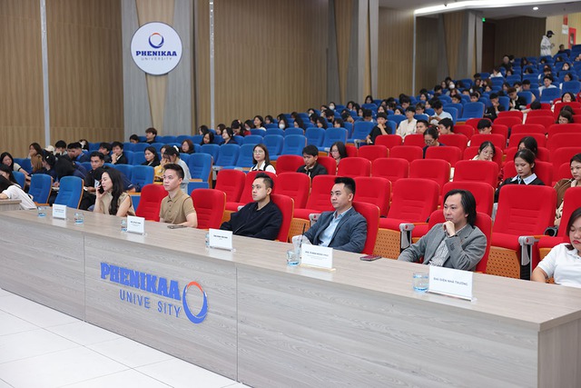 Sinh viên Phenikaa ví xe xăng như "Nokia 1280 thời chưa chịu nâng cấp": Sân chơi Green Voices nóng hơn dự đoán - Ảnh 5.