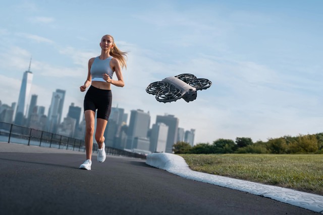 DJI Neo 2: Chiếc drone điều khiển bằng cử chỉ mở ra kỷ nguyên quay vlog rảnh tay cho người mới bắt đầu - Ảnh 2.