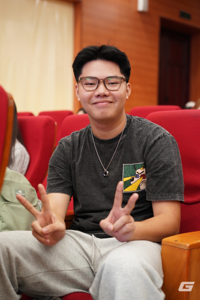 Bạn sinh viên Học viện Ngân hàng nhận ra một lợi ích bất ngờ của xe điện: không phiền đến hàng xóm! - Ảnh 2.