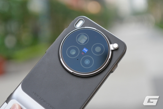 1 tuần chụp ảnh với vivo X300 Pro và kit zoom 10x: Nói "đẹp nhất thế giới" là không ngoa - Ảnh 16.