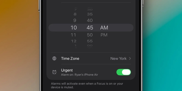 Lên macOS Tahoe 26.2, MacBook bỗng dưng có thể tự “chiếu sáng” khi gọi video - Ảnh 3.