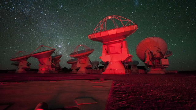 Vùng dị thường khổng lồ 180 triệu năm ánh sáng hé lộ những câu hỏi về vũ trụ song song - Ảnh 4.