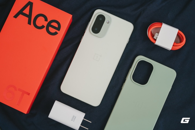 Tr&ecirc;n tay điện thoại đầu ti&ecirc;n d&ugrave;ng chip Snapdragon 8 Gen 5, pin khủng 8.300mAh k&egrave;m m&agrave;n h&igrave;nh 165Hz hiếm hoi, gi&aacute; giật m&igrave;nh! - Ảnh 2.